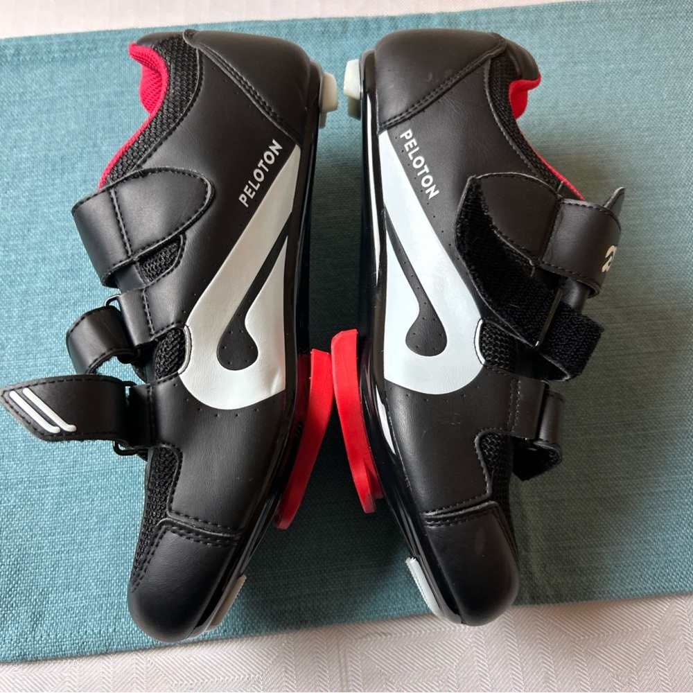 Peloton womens Sneakers - Black and Red